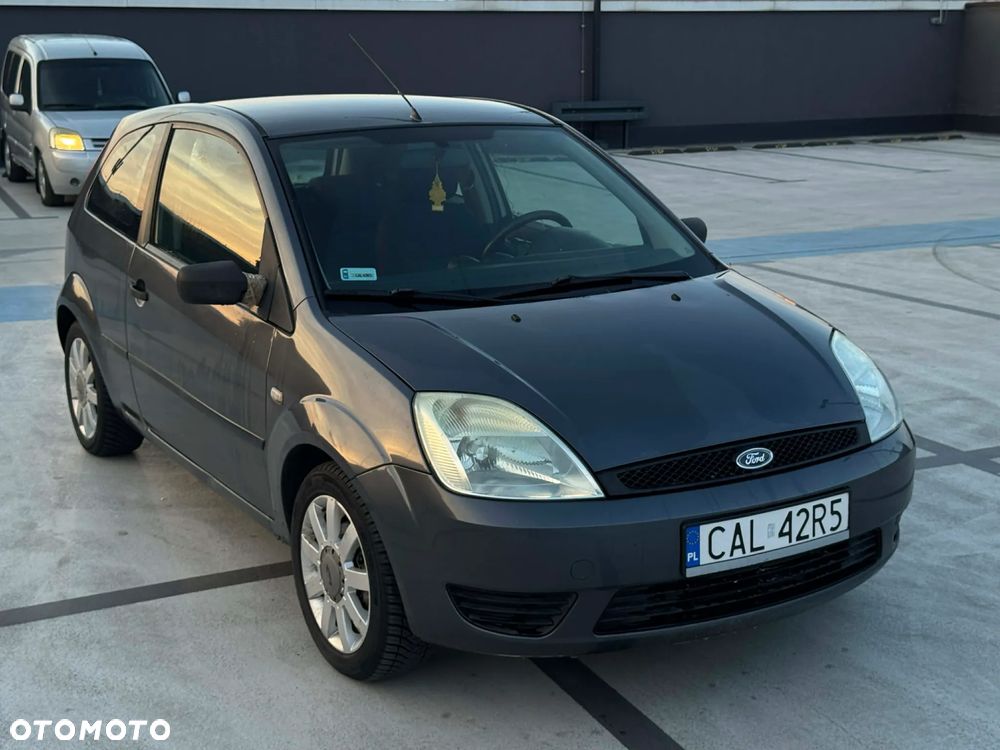 Ford Fiesta 1.6 TDCi Ambiente - 3