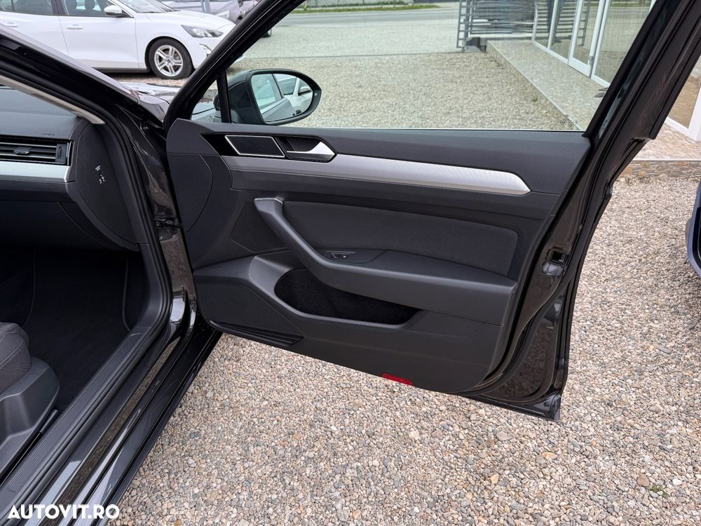 Volkswagen Passat - 13