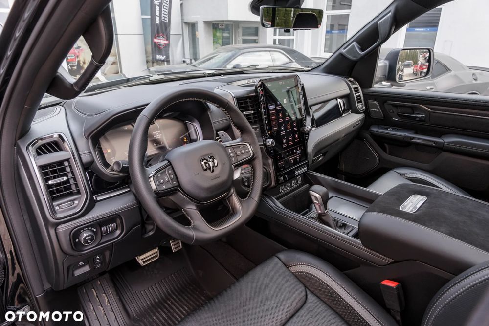 Dodge RAM 1500 5.7 4x4 - 36