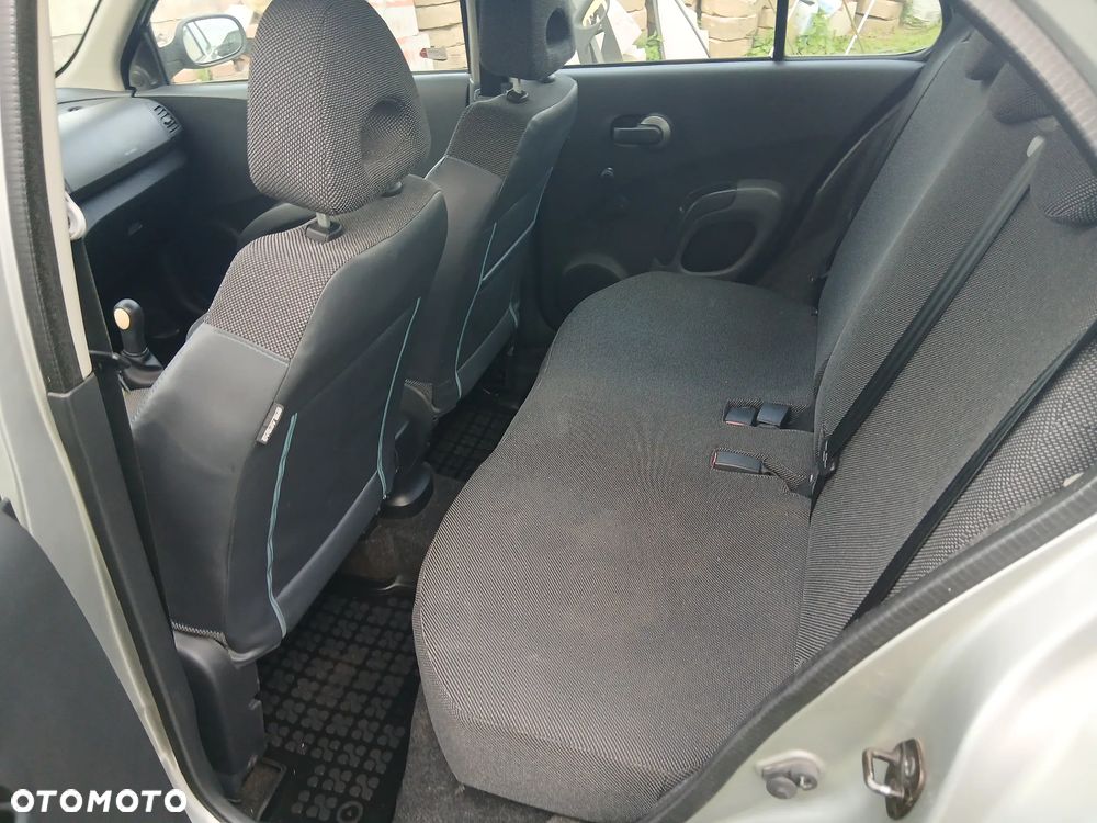 Nissan Micra - 12