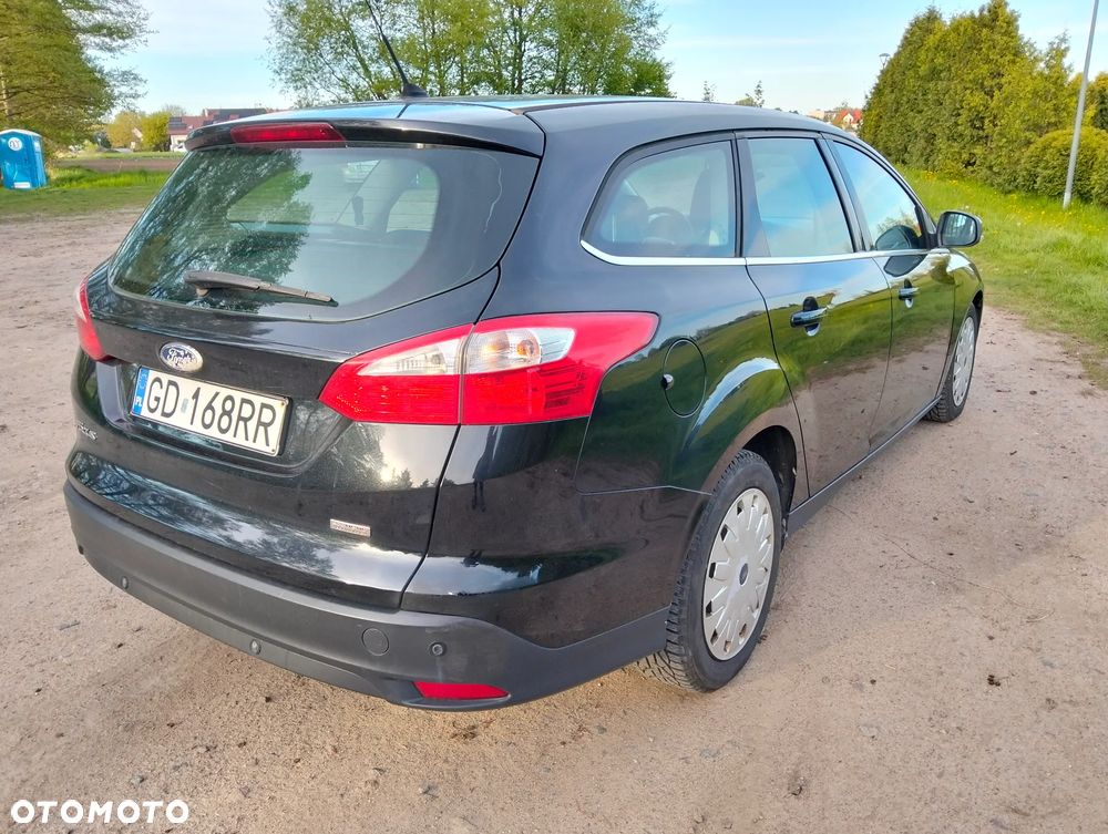 Ford Focus 1.6 TDCi ECOnetic 88g Start-Stopp-System Titanium - 4