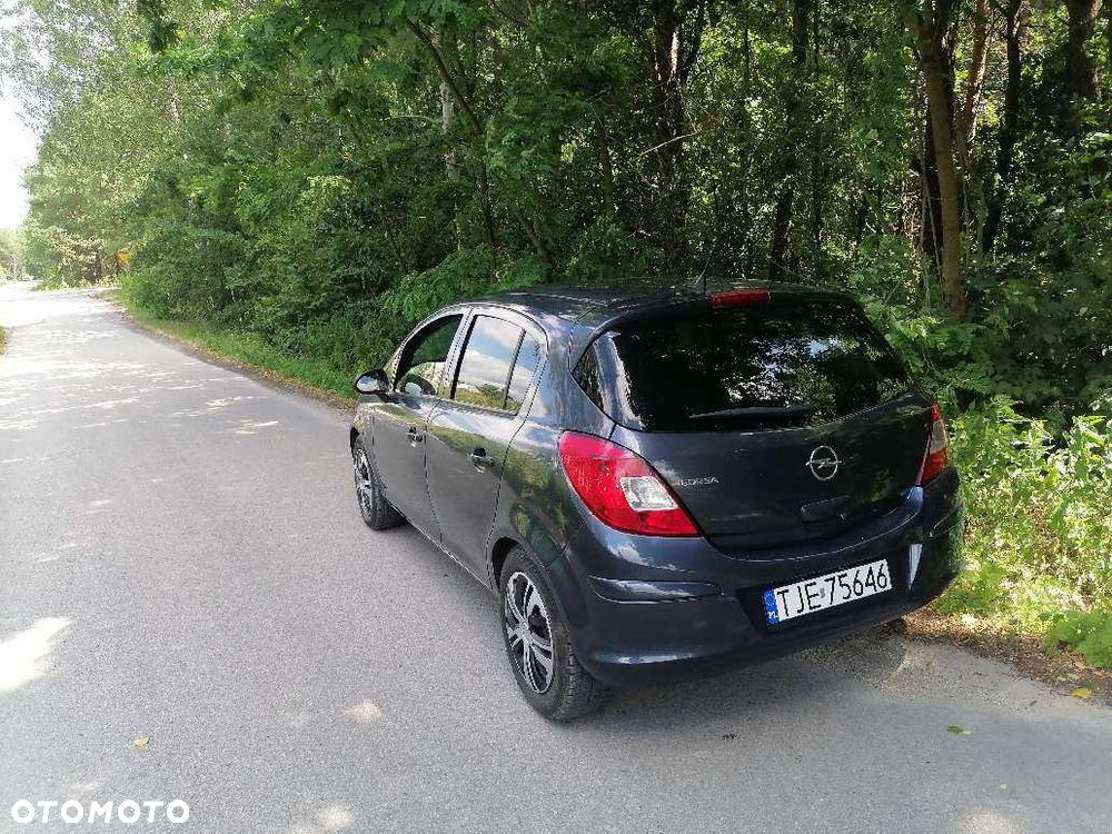Opel Corsa - 10