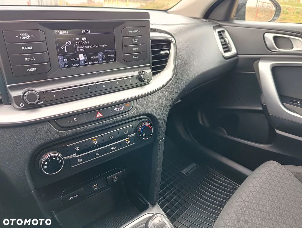 Kia Ceed 1.5 T-GDI S - 7