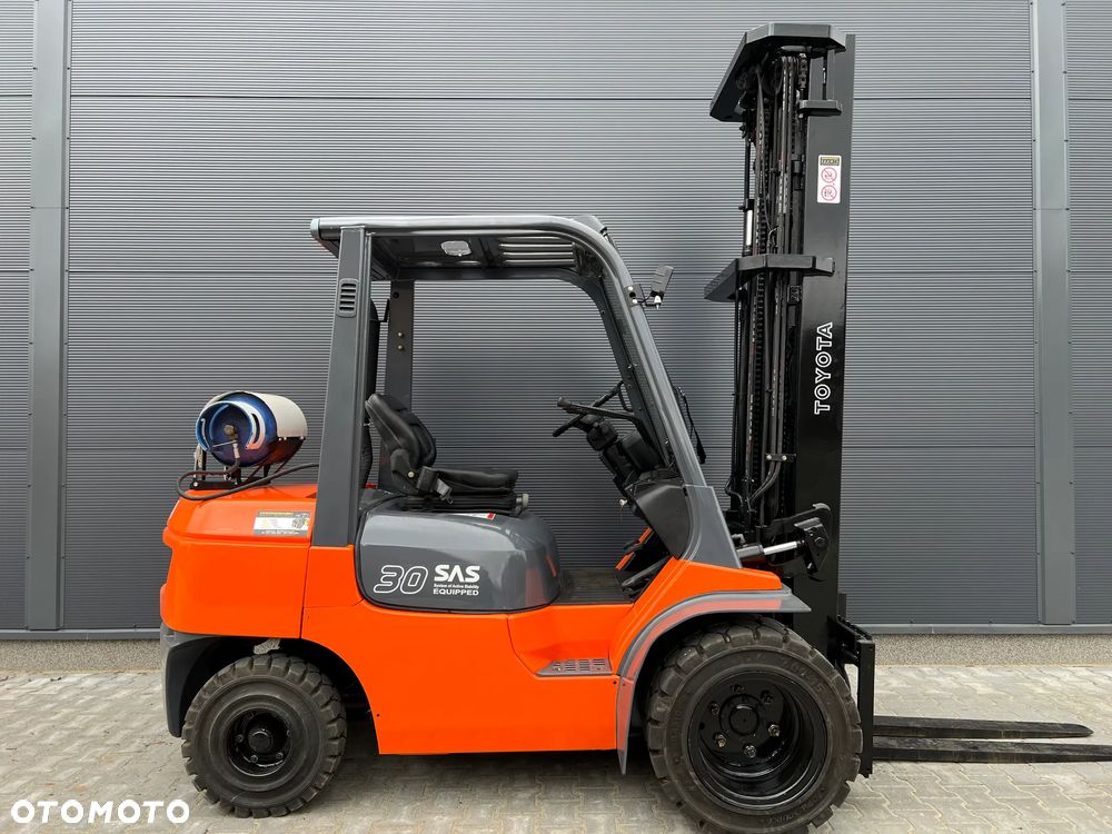 Toyota 02-7FGF30 - 2
