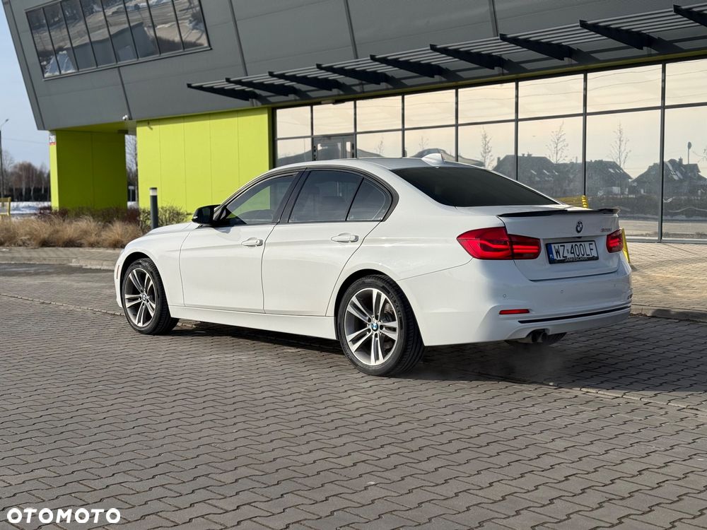 BMW Seria 3 328i - 7