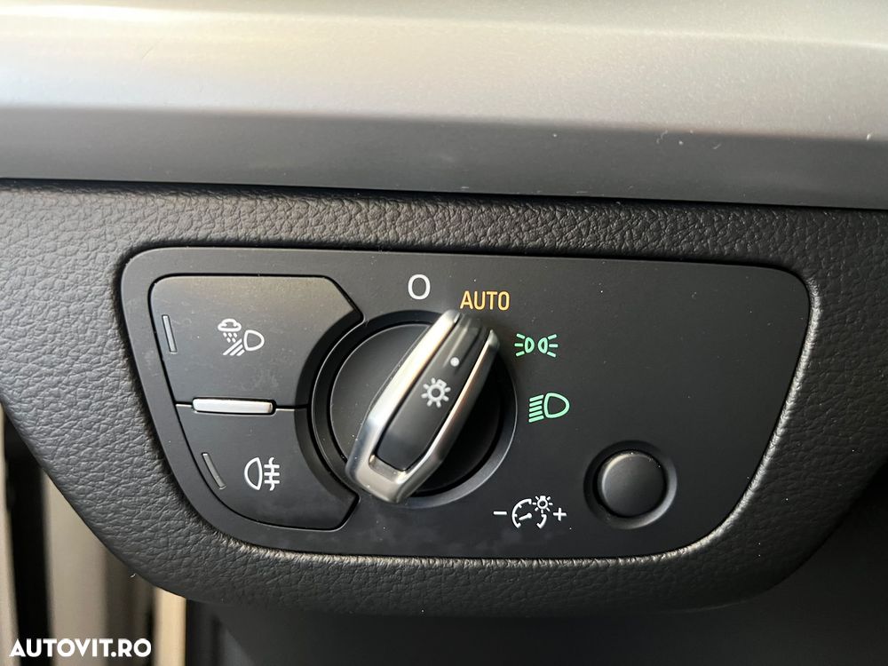 Audi Q5 40 TDI quattro S tronic design - 16