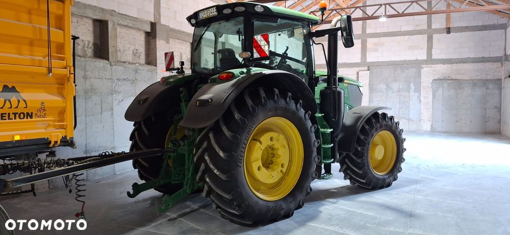 John Deere 6R 215 - 22