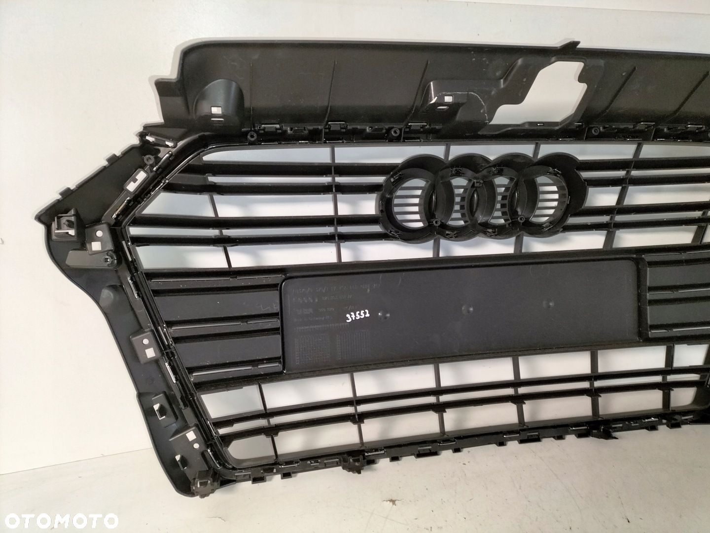 Atrapa kratka grill AUDI A3 8V LIFT 16- HB - 6