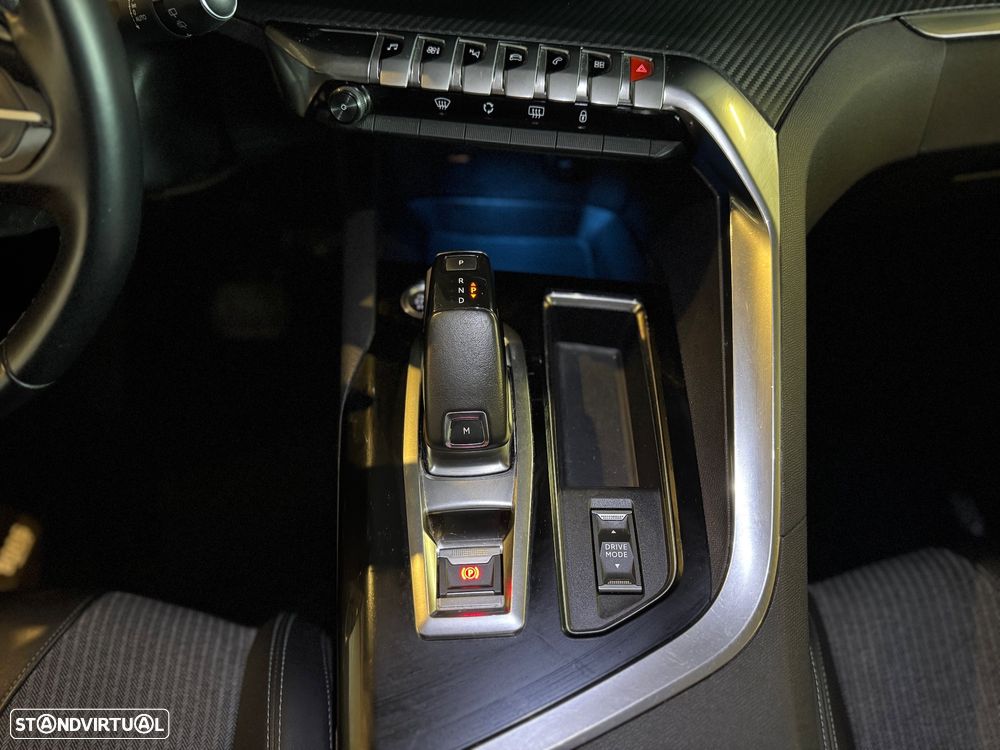 Peugeot 5008 BlueHDI 130 EAT8 Allure Pack - 23