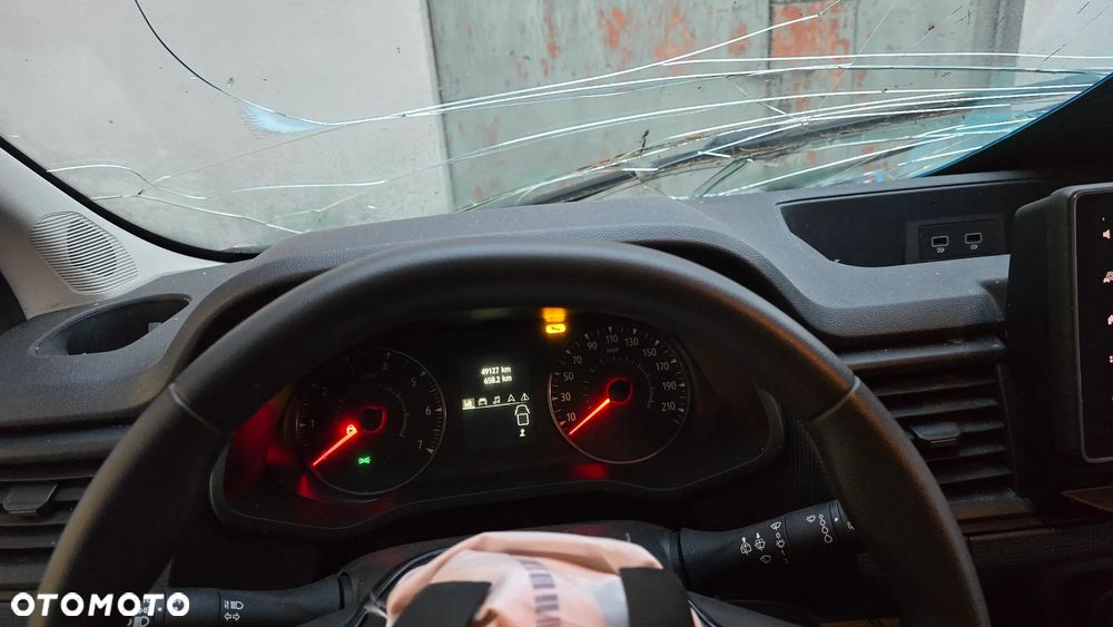 Renault Trafic - 23