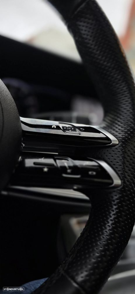 Mercedes-Benz E 300 de AMG Line 4Matic - 37