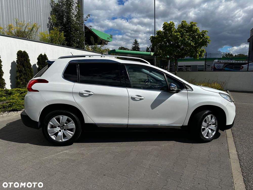 Peugeot 2008 1.6 e-HDi Allure S&S - 8