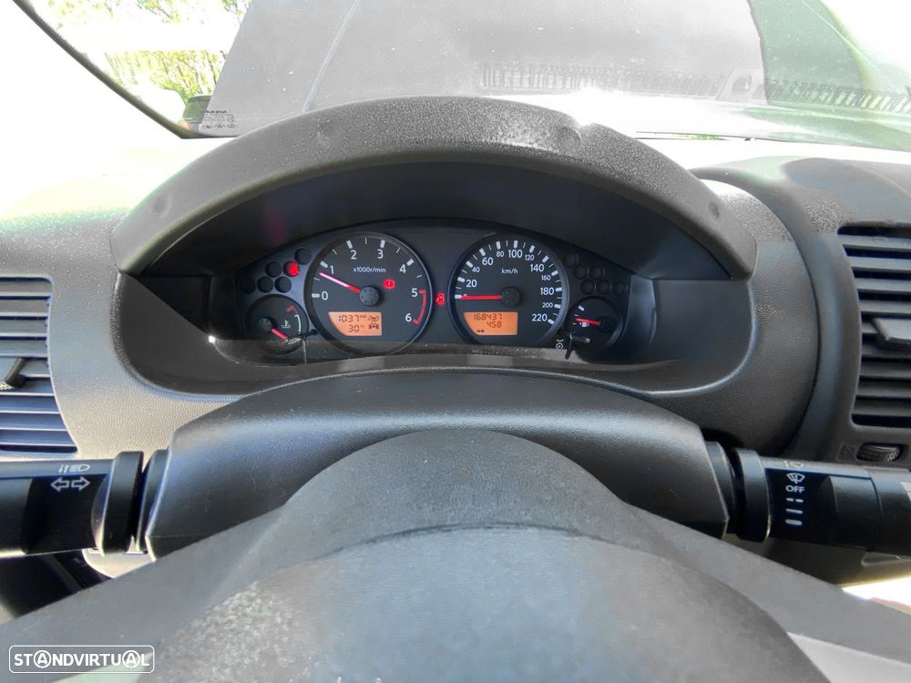 Nissan Navara 2.5 dCi CD SE - 6