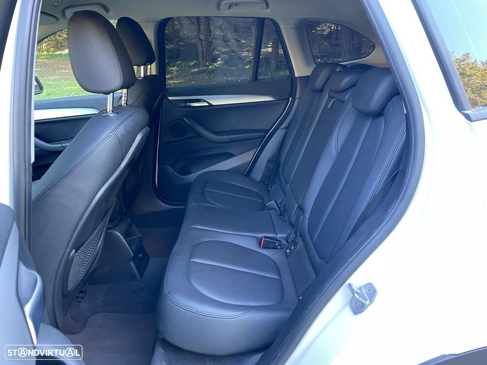 BMW X1 16 d sDrive Line Sport - 9