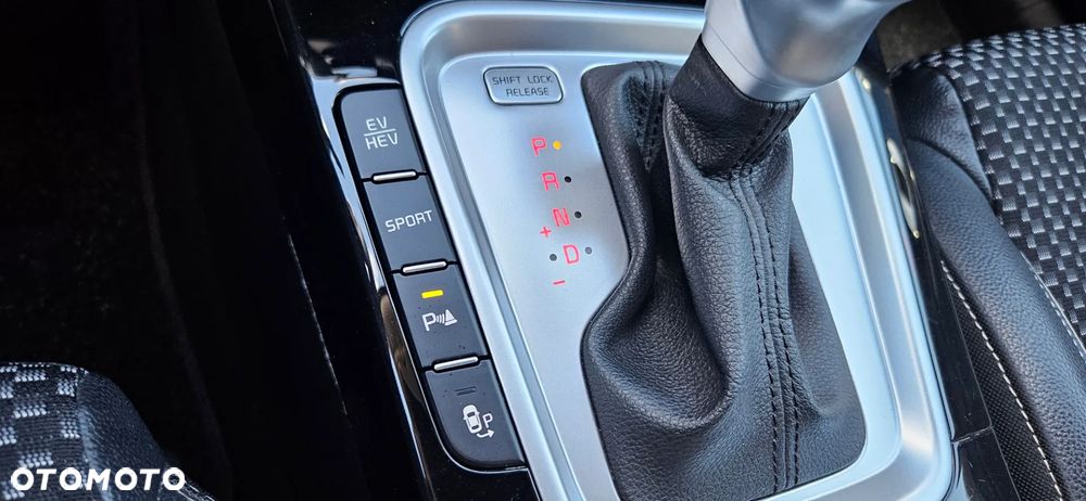 Kia XCeed 1.6 GDI DCT6 OPF PLATINUM - 34