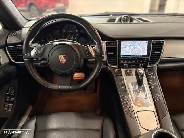 Porsche Panamera 4 Platinum Edition PDK - 6