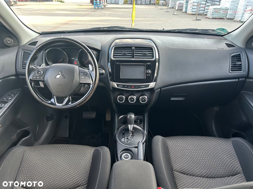 Mitsubishi ASX - 11