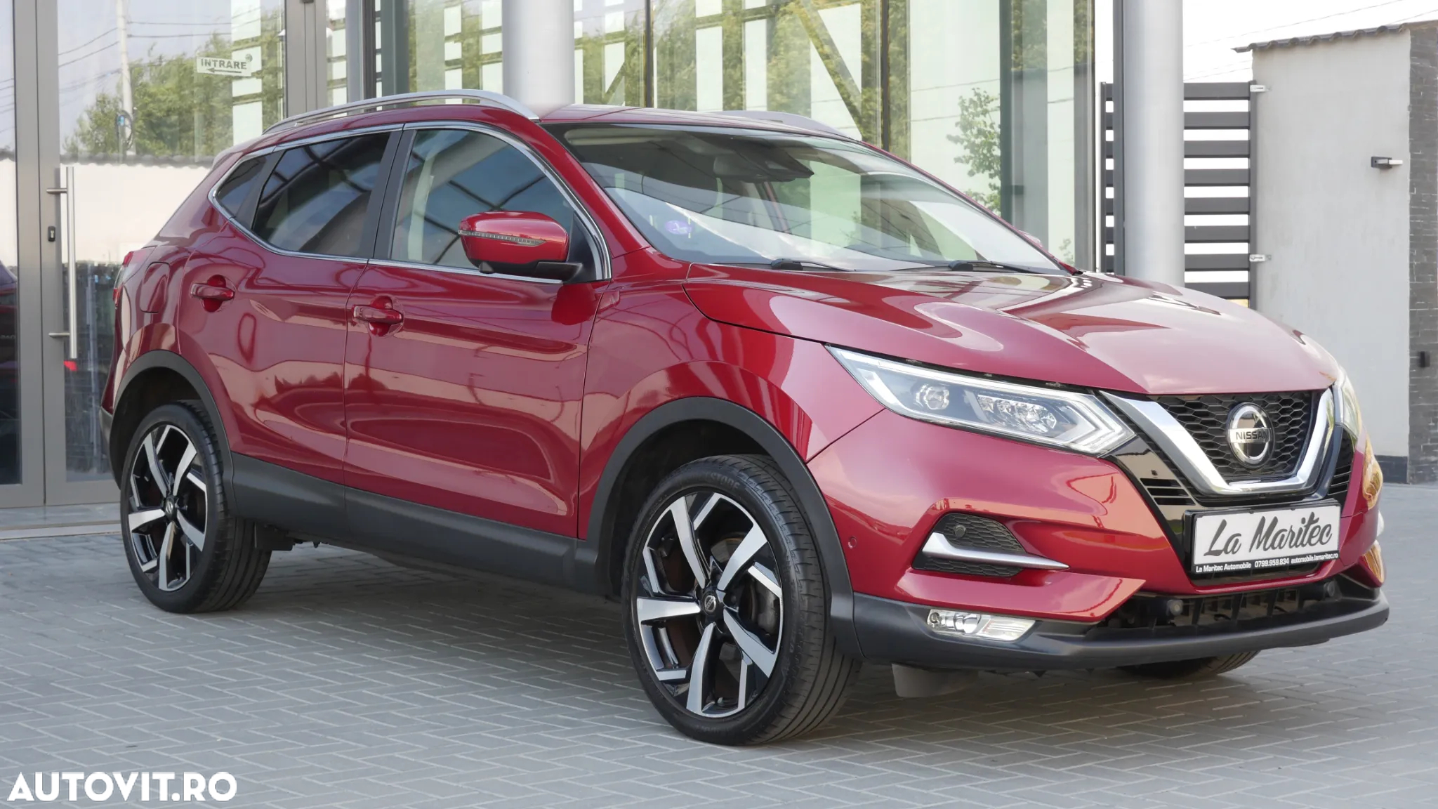 Nissan Qashqai 1.3 DIG-T TEKNA - 2