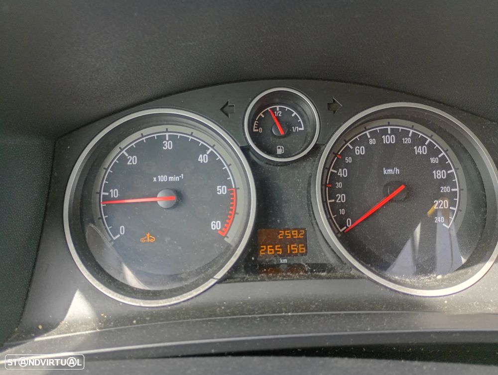 Opel Zafira 1.9 CDTI Cosmo - 3