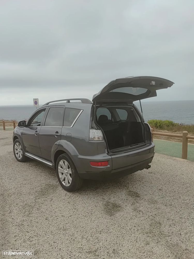 Mitsubishi Outlander 2.2 DI-D Instyle - 4