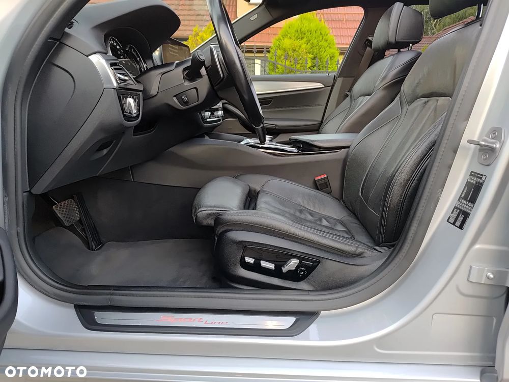 BMW Seria 5 520d Sport Line sport - 19