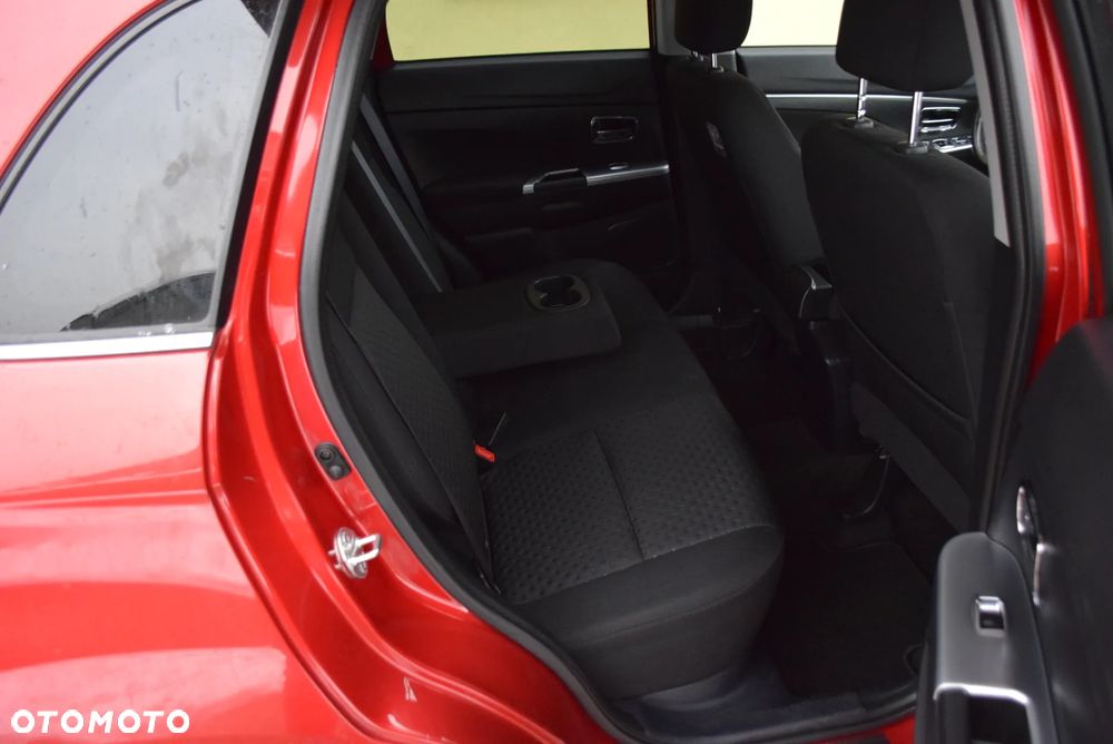 Mitsubishi ASX 1.6 Intense - 17