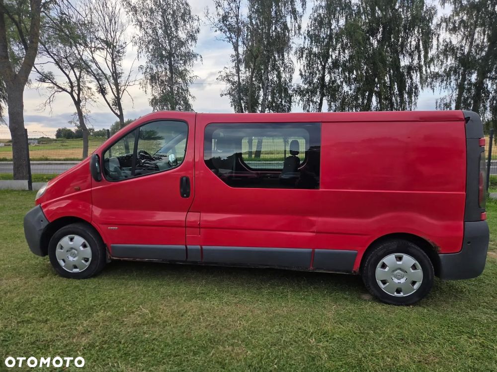Opel vivaro - 2
