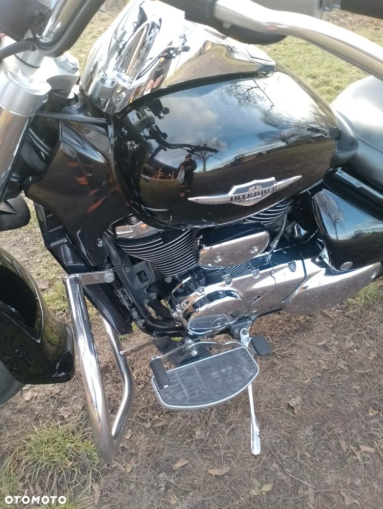 Suzuki Intruder - 20