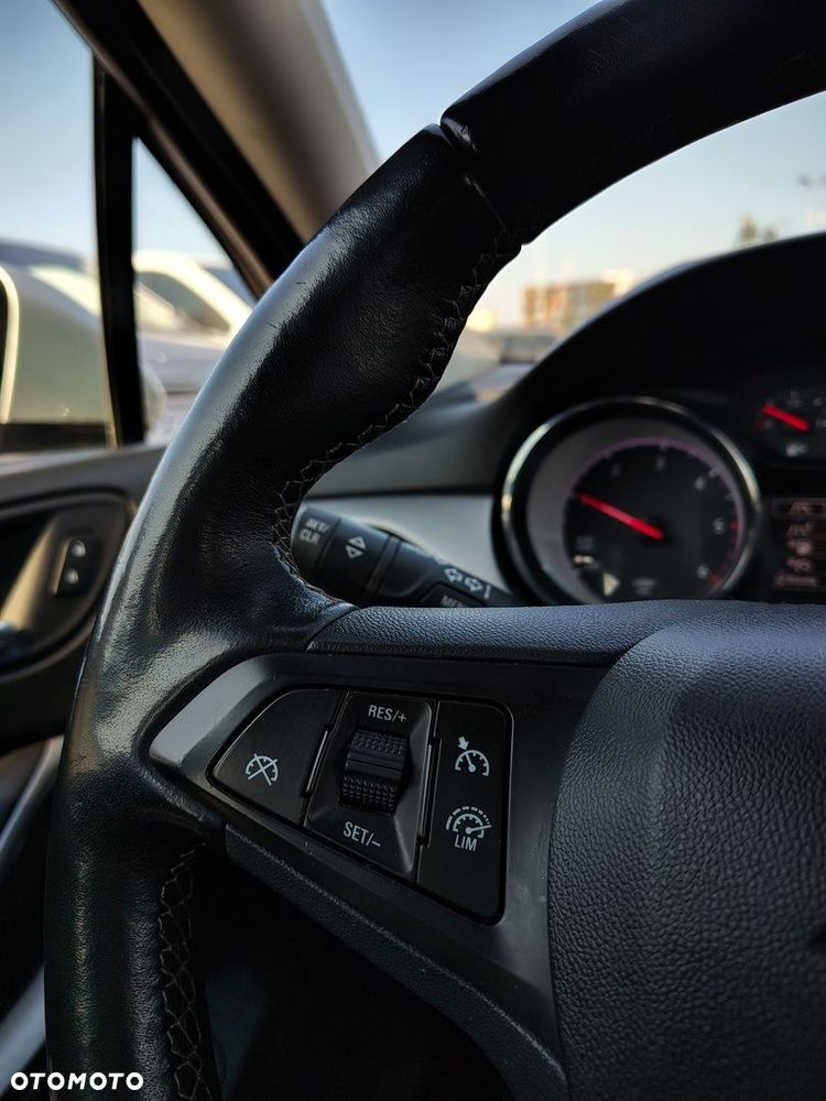 Opel Astra 1.5 CDTI S&S - 20