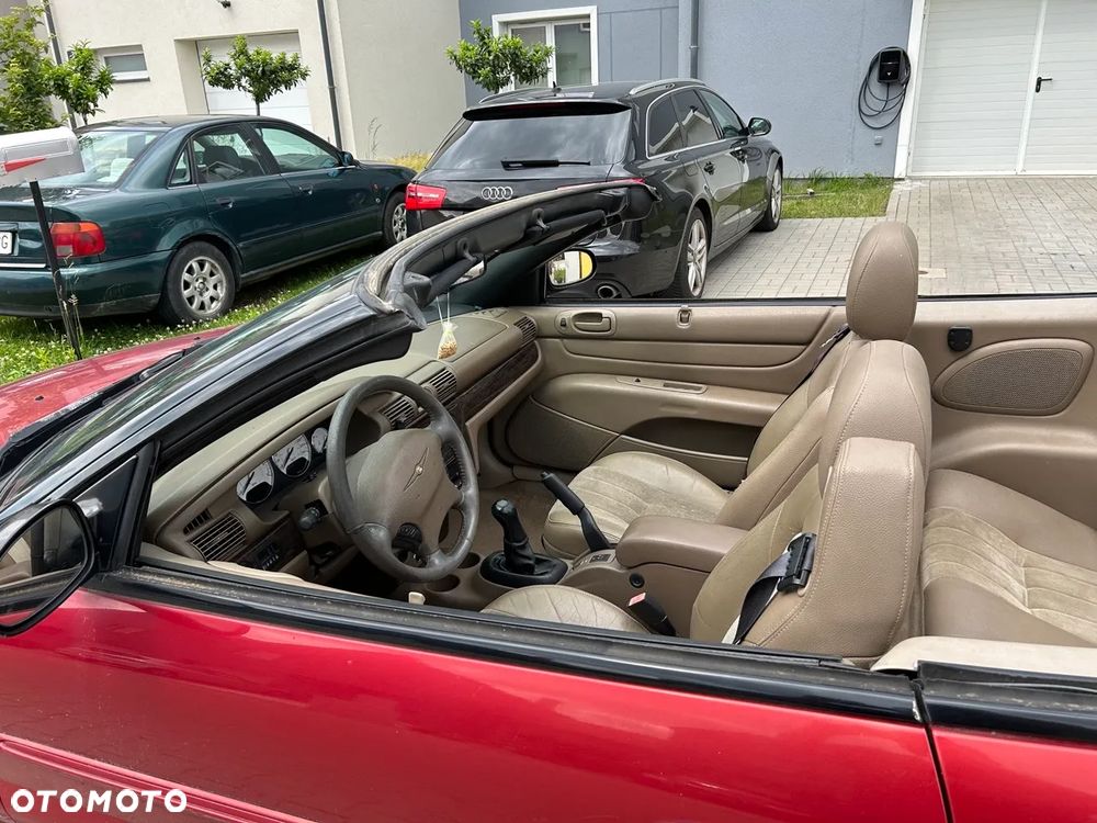 Chrysler Sebring - 19
