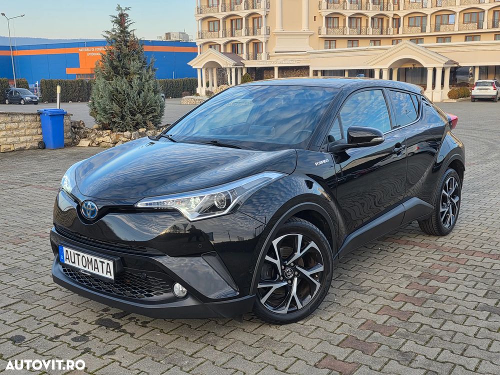 Toyota C-HR Hybrid Club - 36