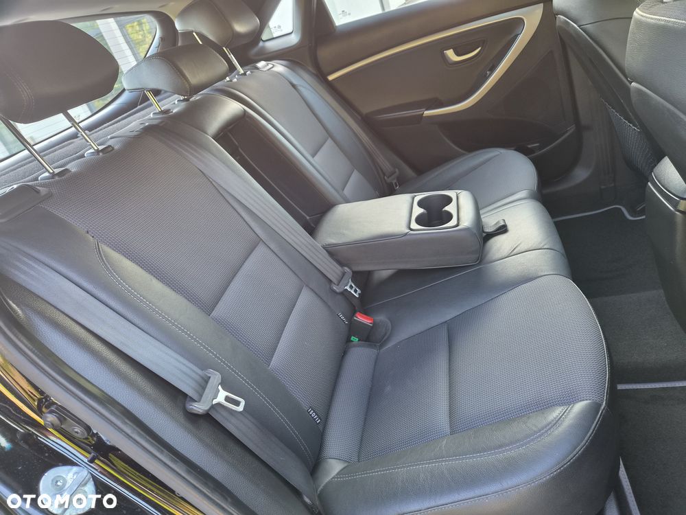 Hyundai i30 blue 1.6 GDI YES Gold - 29