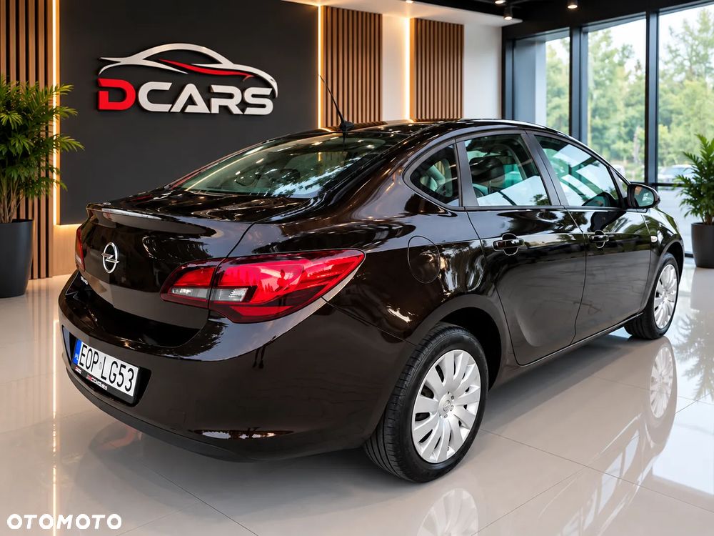 Opel Astra - 4