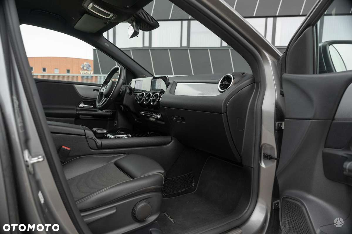 Mercedes-Benz Klasa B 180 7G-DCT Edition 19 - 13