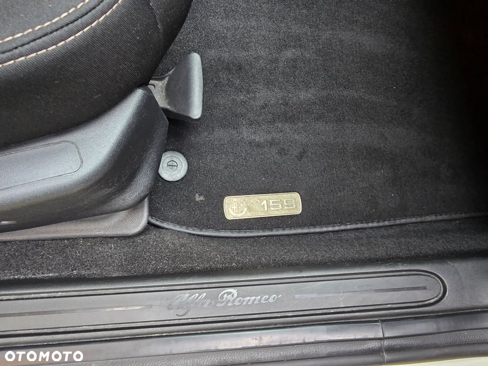 Alfa Romeo 159 2.0JTDM Sport - 14