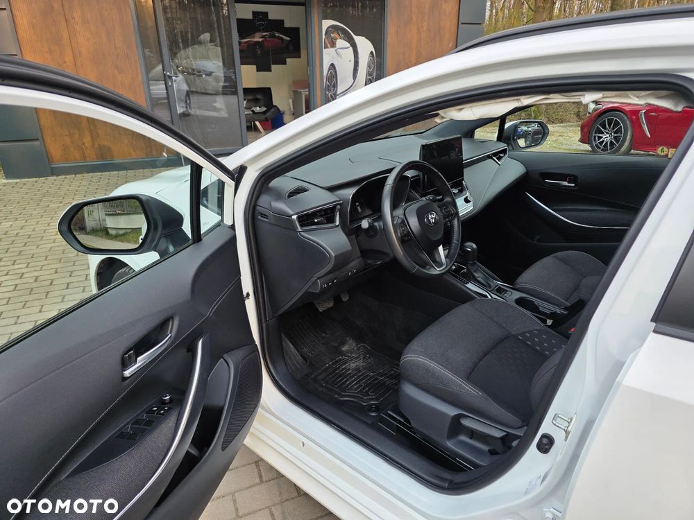 Toyota Corolla 1.8 Hybrid GPF Comfort - 9