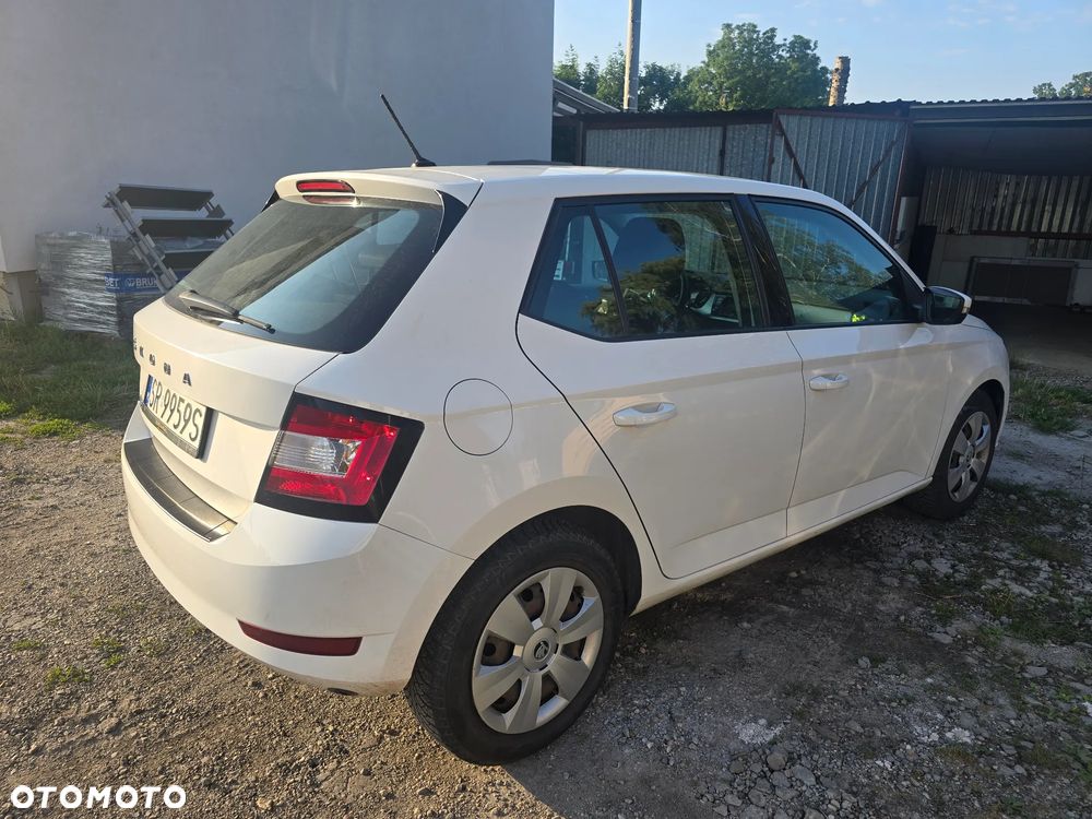 Skoda Fabia 1.0 Ambition - 2