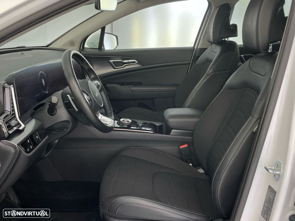 Kia Sportage 1.6 T-GDi HEV Tech - 11