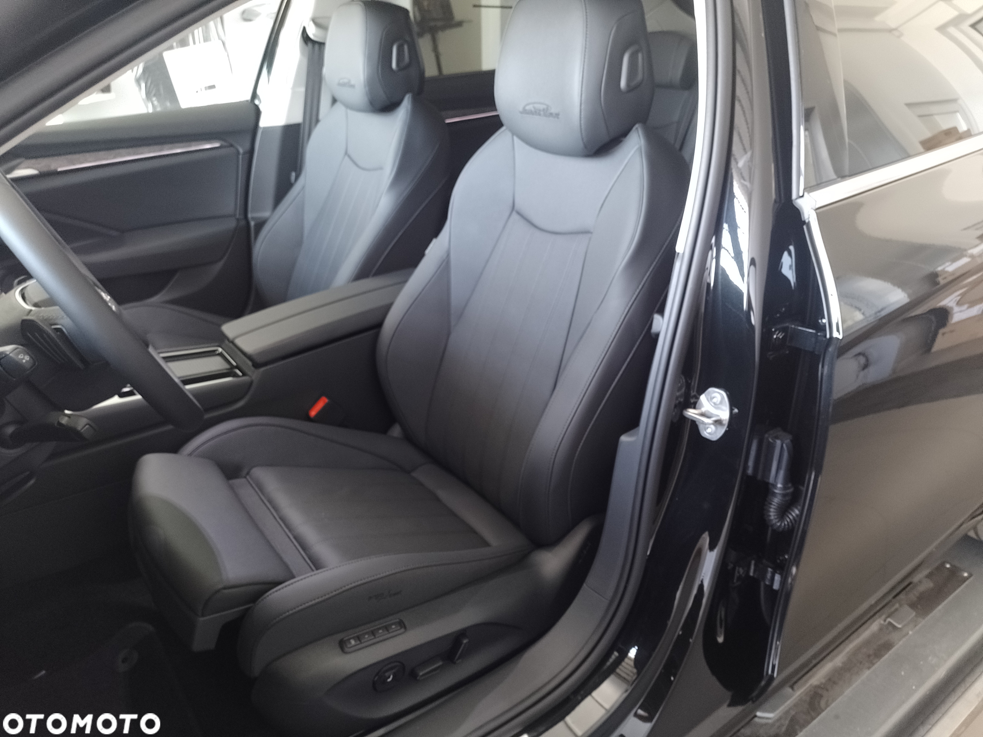 Skoda Superb 2.0 TSI L&K DSG - 31