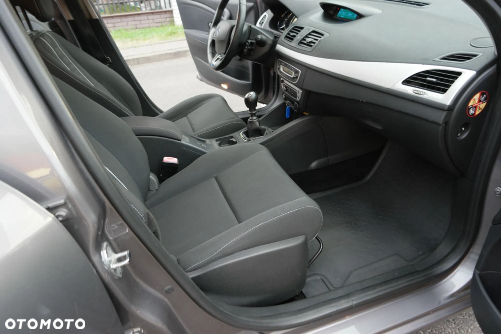 Renault Megane - 23