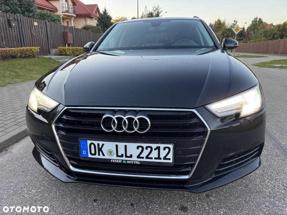 Audi A4 2017 photo 2