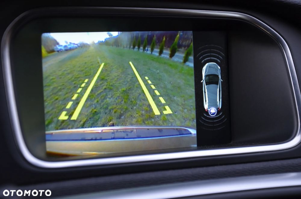 Volvo V40 Cross Country D2 Momentum - 20