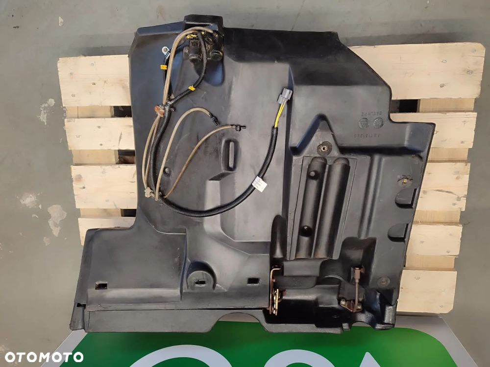 Zbiornik spryskiwaczy 33131286 ładowarka teleskopowa JCB - 6