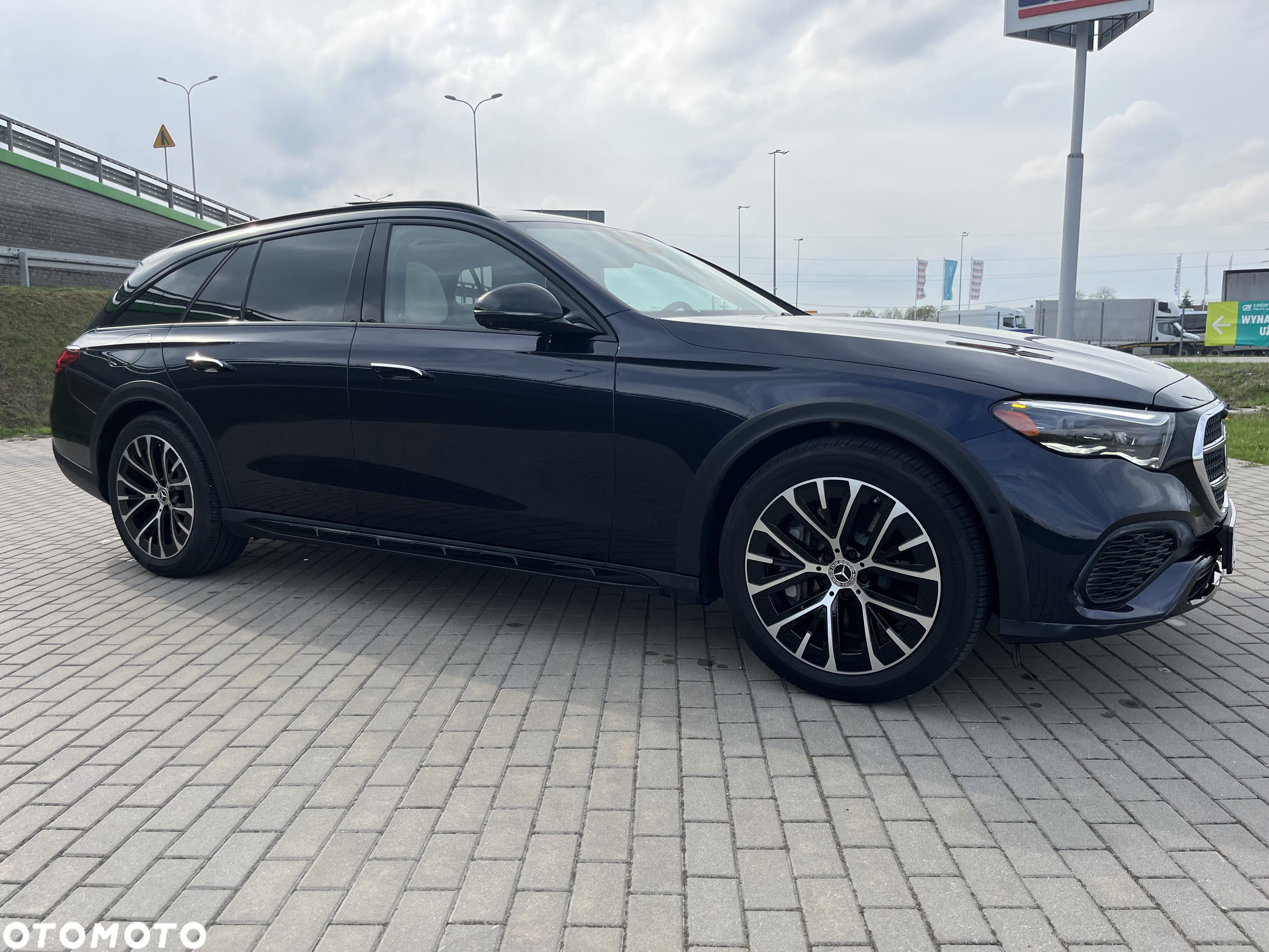 Mercedes-Benz Klasa E 450 mHEV 4-Matic AMG 9G-Tronic - 7