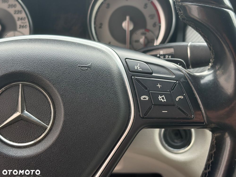 Mercedes-Benz GLA 200 (CDI) d 4Matic 7G-DCT AMG Line - 18