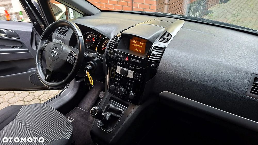 Opel Zafira 1.8 Edition 111 Jahre - 16