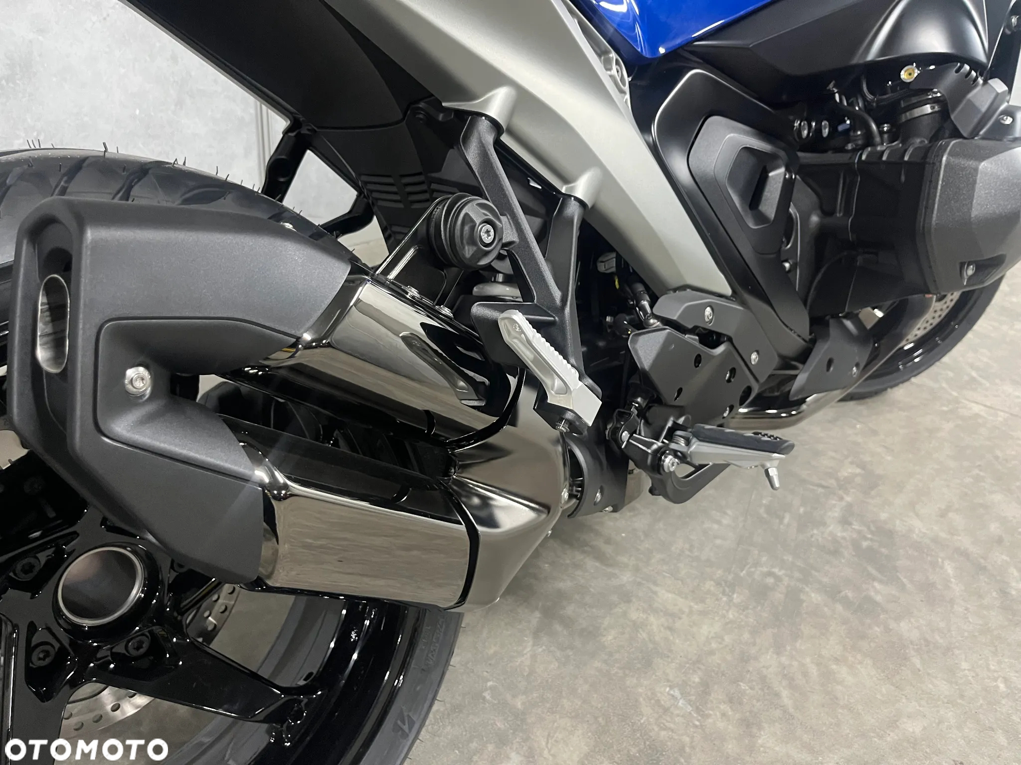 BMW R - 10