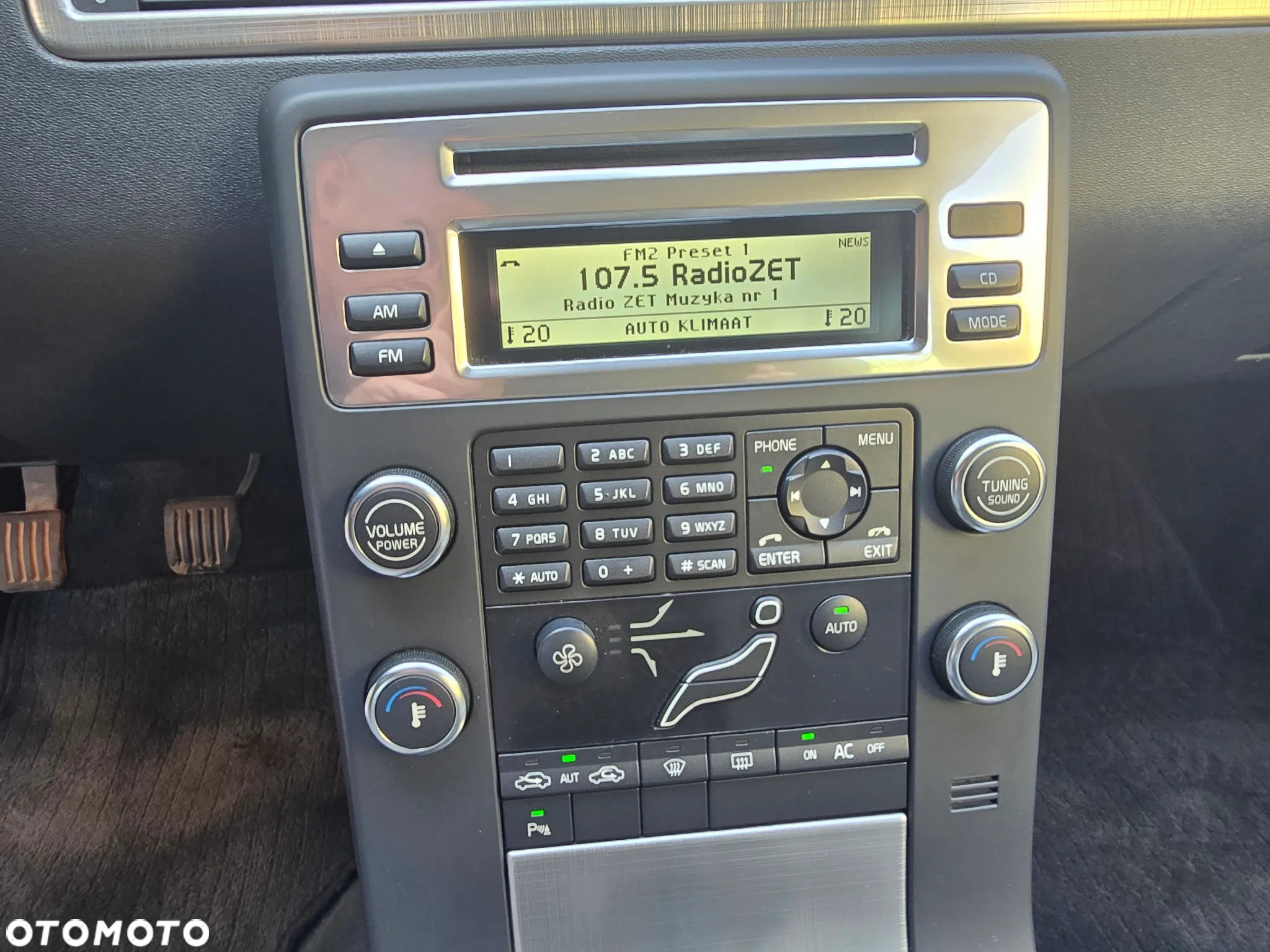 Volvo V70 2.0D Momentum - 21