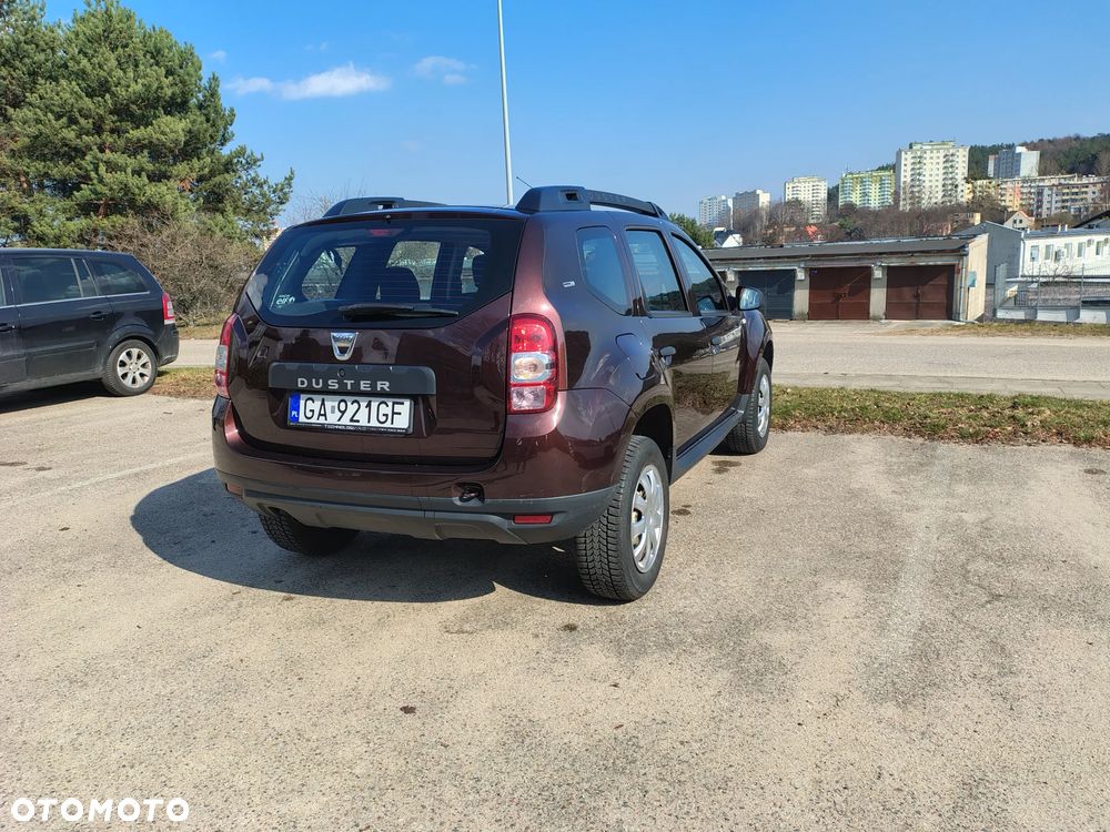 Dacia Duster 1.6 SCe Laureate S&S - 4