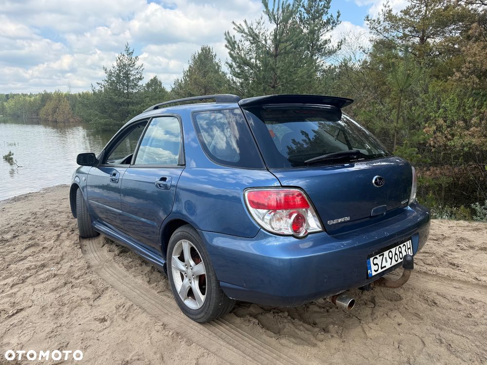 Subaru Impreza SW 2.0 RA - 10